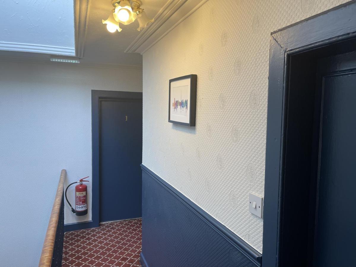The Kingsview Townhouse - Boutique Hostel Edimburgo Exterior foto